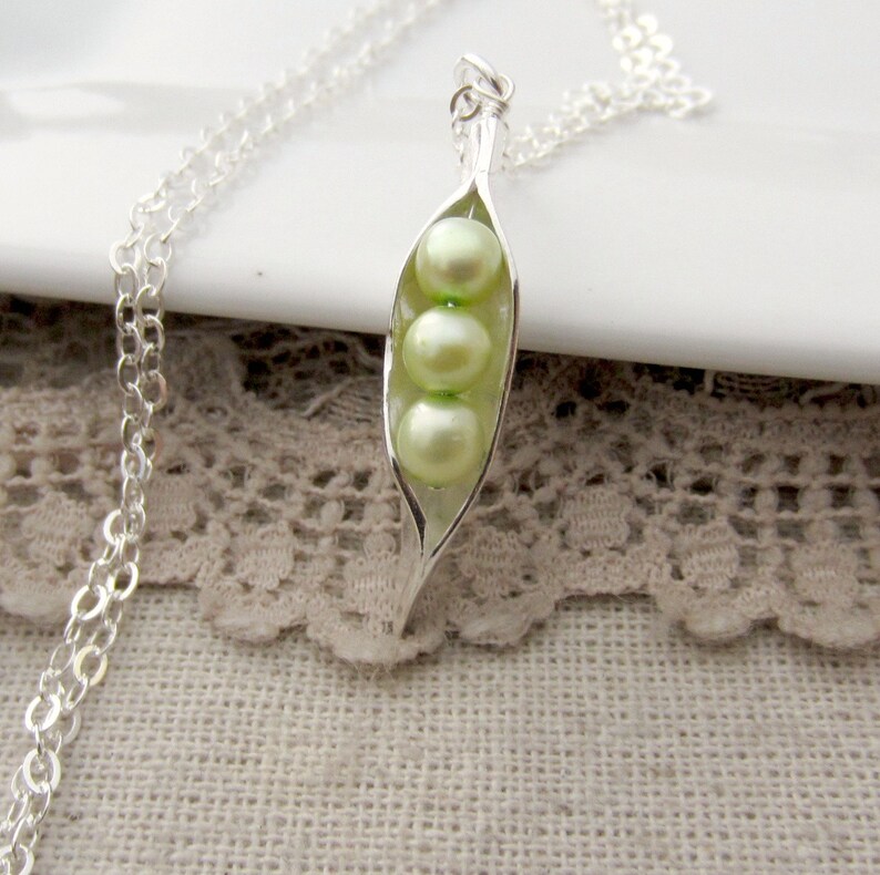 Three Peas in a Pod Necklace 3 Pea Pod Necklace Mother Etsy