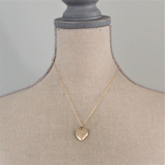 Gold Heart Locket Necklace, Gold Locket, Gold Pho… - image 5