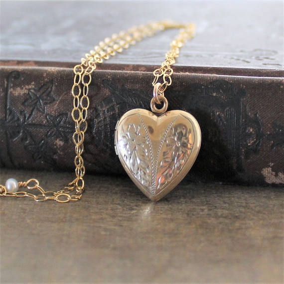 Gold Heart Locket Necklace, Gold Locket, Gold Pho… - image 2