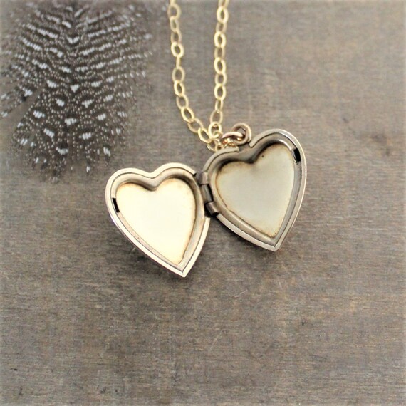 Gold Heart Locket Necklace, Gold Locket, Gold Pho… - image 4