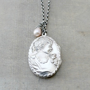 Large Locket, Silver Cameo Locket, Pearl Locket Necklace, Large Oval Locket Vintage, Picture Locket, Victorian Locket Pendant, Gift for Mom