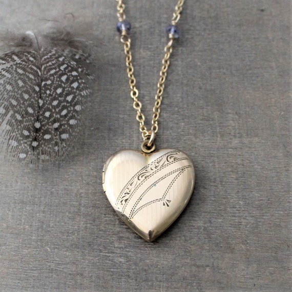 September Birthstone Locket Large Gold Sapphire