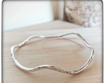 Silver Organic Shape Hammered Bangle - Silver Wavy Hallmarked Bangle - Hammered Wavy Bangle - Organic Bangle - Hallmarked Bangle