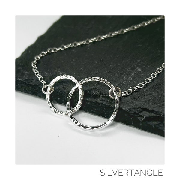 Silver Interlocking Circles Necklace - Entwined Circles Necklace - Hammered Silver Necklace - Silver Circle Necklace - FREE UK P&P