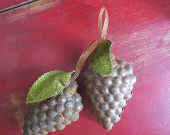 2 Rustic and primitive handmade rusty metal Grape cluster Christmas ornaments with velvet leaves