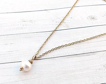 Pearl and Gold Necklace, White Pearl Drop Necklace, Layer Necklace, June Birthstone, Pearl Dangle Jewelry, Minimalist, Single Pearl for Her
