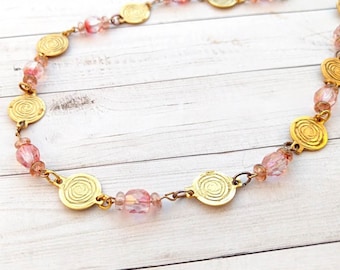 Vintage Gold Rose Chain and Pink Crystal Stone Necklace,  Unique Metal Floral Choker,  Statement Jewelry for Birthday Gifts, Flower Necklace