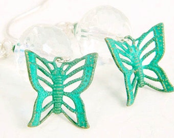 Pendientes de mariposa verde azulado, colgantes de mariposa de cristal, amante de la naturaleza, joyas de jardín de primavera, gotas de encanto de mariposa para su regalo de maestra