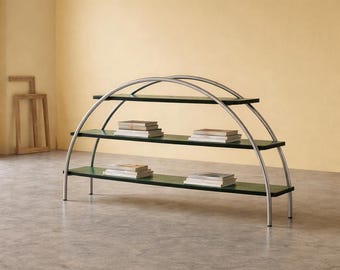 Librería escultural cromada / Estantes lacados de alto brillo, mueble expositor de estilo moderno de mediados de siglo.