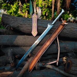 Épée de Thranduil personnalisée, lame elfique fabriquée à la main avec fourreau, épée cosplay, cadeau d&#39;anniversaire, anniversaire viking et cadeau de Noël