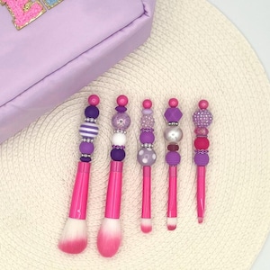 Makeup Brush Set BRIGHT PINK Custom Beaded 5 Piece Brush Set Teen Girls Makeup Enthusiasts Makeup Sets Valentines Day Birthday Gifts