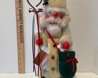 Vintage Holzkunst Christian Ulbricht German Nutcracker - White Russian Santa