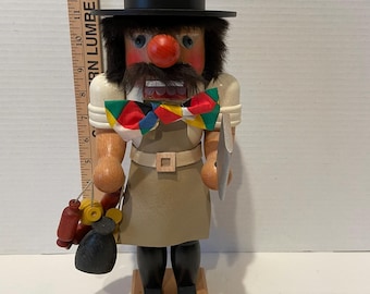 Vintage Holzkunst Christian Ulbricht German Nutcracker - Butcher