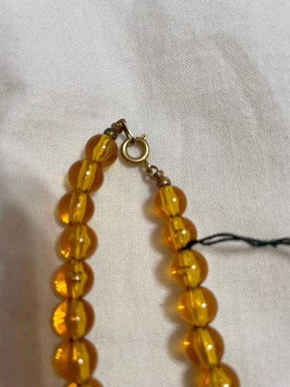 Yellow Lucite Necklace 8mm Beads NOS w/Hand Tag - image 4