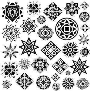 Peut inclure: Une collection de 30 formes géométriques noires et blanches, comprenant des étoiles, des cercles, des carrés et des diamants. Les formes sont toutes symétriques et présentent des motifs complexes.