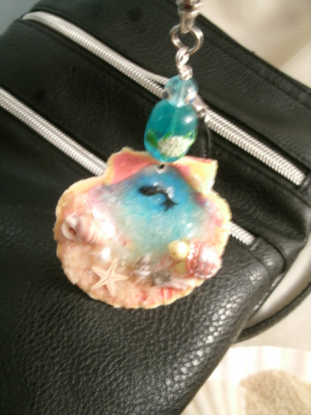Real Sea Shell and Resin Clip Ocean and Sea Bag Clip for Use on Mirror ...