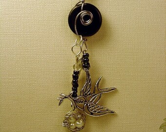 Bird curly wire Necklace glass beaded Charm wire wrapped Nest  Pendant Necklace