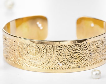 Mandala Bracelet, Gold Cuff Bracelet, Women's Cuff Bracelet, Handmade Cuff Bracelet, Boho Gold Brass Bracelet