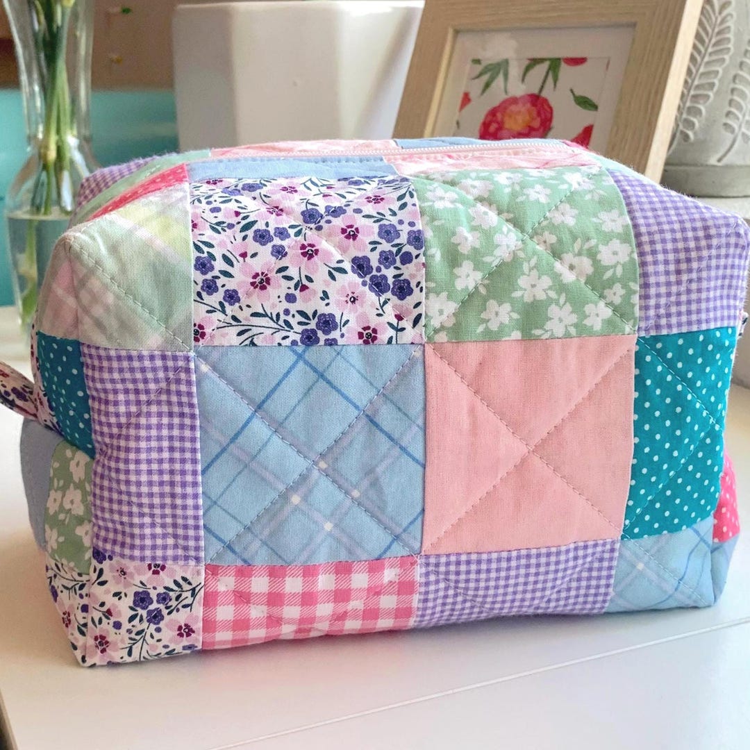 Patchwork Boxy Makeup Bag (handmade, Quilted) - Etsy