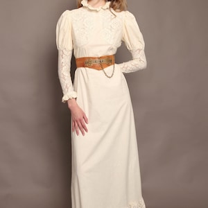 70s JULIET SLEEVE crochet lace dress S M / 1970s Mad Whirl dress cotton victorian dress cotton hippie dress cotton boho dress small medium