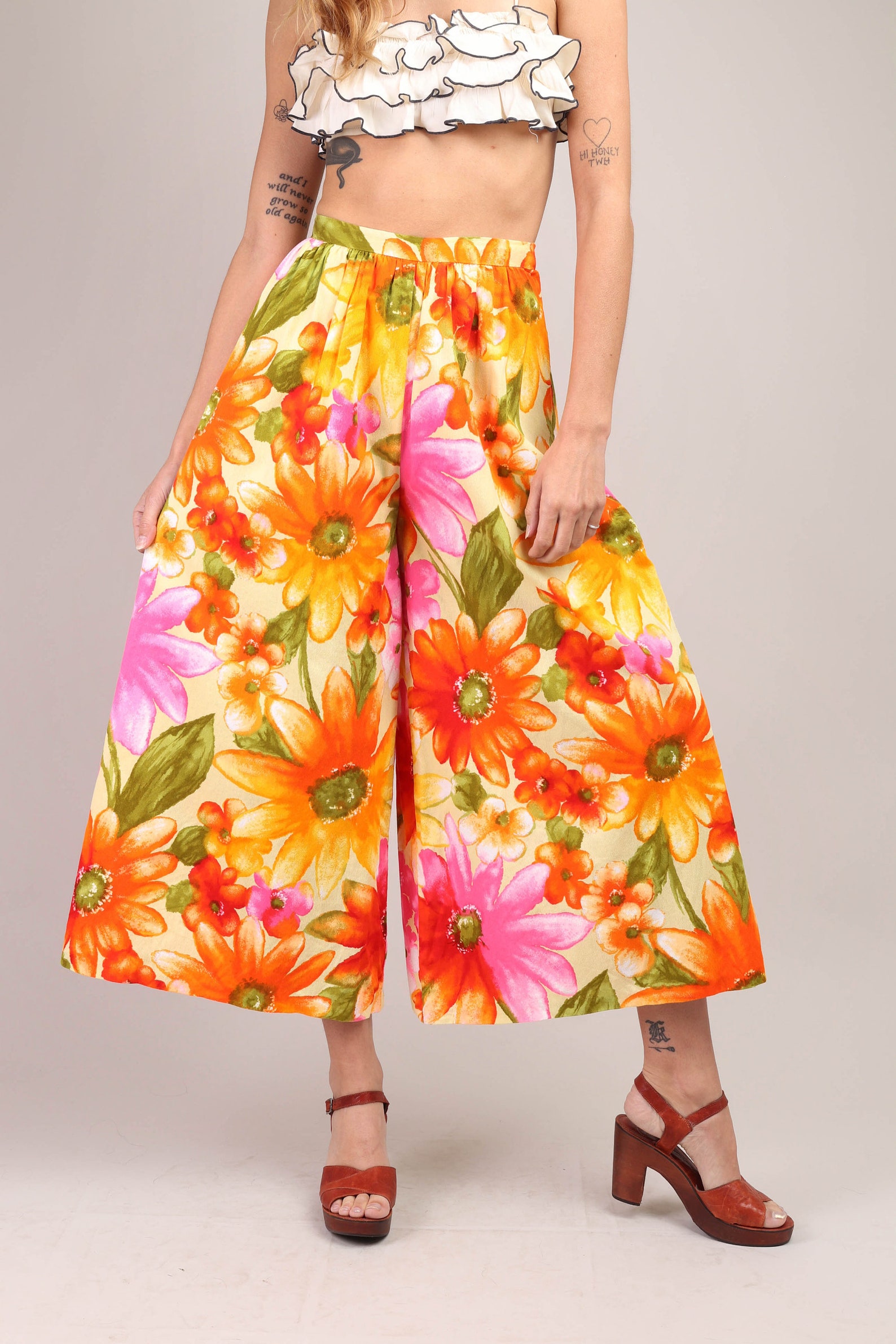 70s FLORAL GAUCHO Pants XS / High Waist Wide Leg Floral Pants | Etsy