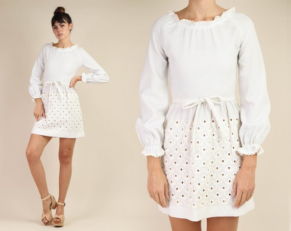70s EYELET LACE + BABYDOLL dress S / vicky vaughn