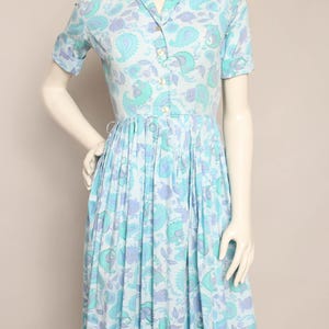 50s STRAWBERRY BIRD print dress XS S / 1950s novelty print dress fruit print dress blue shirtwaist dress blue paisley dress extra small