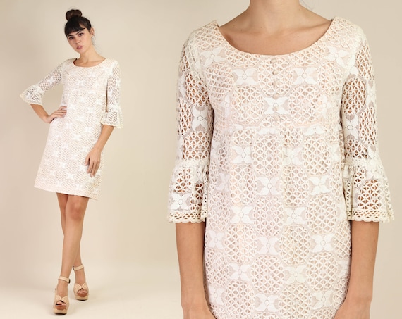60s BELL SLEEVE dress S M / cotton lace dress flor