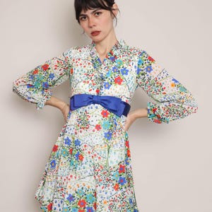 70s FLORAL BABYDOLL mini dress XS S / 1970s mod floral mini dress satin bow tie dress empire waist dress ruffle collar dress extra small