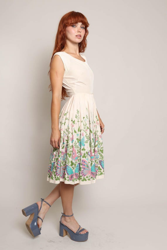 1950s Butterfly Print Dress: Pastel Floral Novelt… - image 6