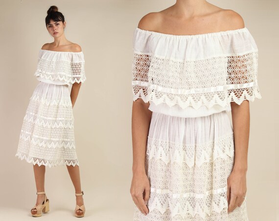 70s OFF THE SHOULDER dress S M / cream gauze cotto