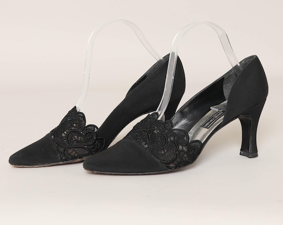 Black scalloped heels deals