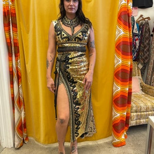 60s 4 PC DANCER costume XS S / black gold sequined bra sequined skirt burlesque costume belly dancer costume small extra small 1960s