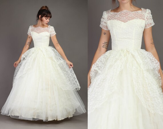 50s IVORY + PRINCESS gown XS S / tiered lace gown