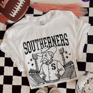 Southerners Football T-Shirt – Retro School Spirit Mascot Tee – Game Day Shirt for Fans, Students & Moms