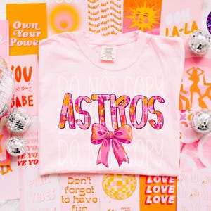 Astros Bow T-shirt – trendy teamspirit shirt – Game Day and Cheer fan-T-shirt – roze en stijlvolle Astros-kleding