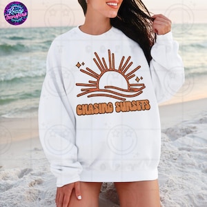 Chasing Sunsets Graphic Sweatshirt for Women, Sunset Lover Pullover, Beach Aesthetic Crewneck, Ocean Evening Gift, Summer Vacation Sweater