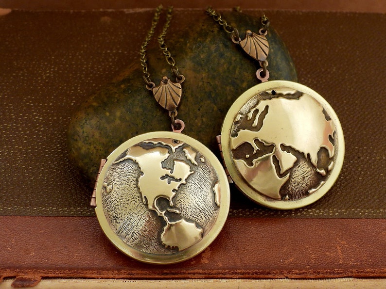 vintage world map locket necklace TRAVEL THE WORLD the earth locket traveler's locket large photo locket for women image 6