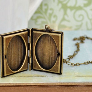 vintage style balloon locket necklace JOURNEY travel the world with hot air balloon image 4