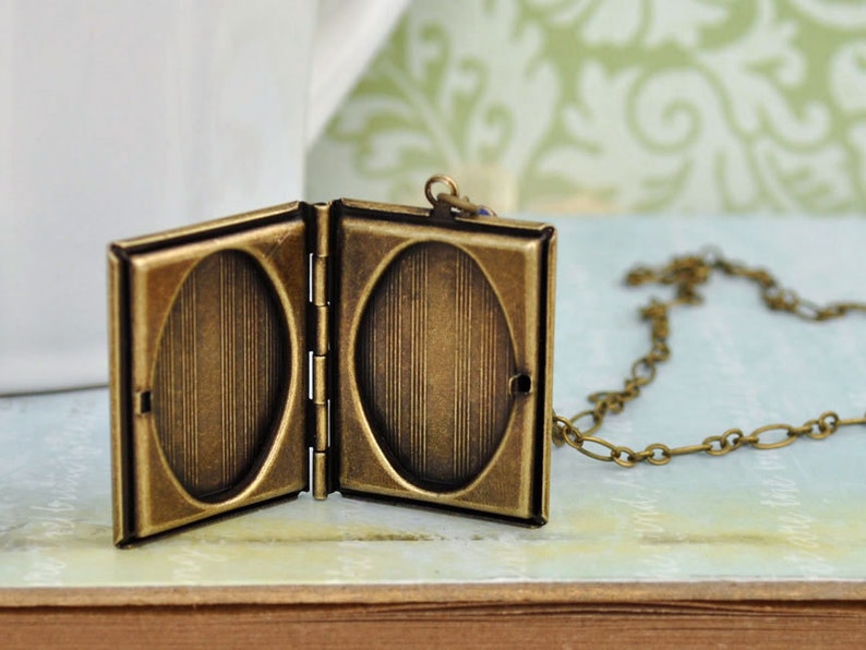 vintage style balloon locket necklace JOURNEY travel the world with hot air balloon image 4