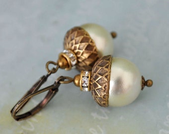 TINY ACORNS creamrose Swarovski pearl acorn earrings in antiqued brass fall wedding bridal