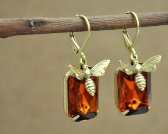 Gold bee charm drop earrings with vintage golden topaz color glass jewels statement earrings Art deco style