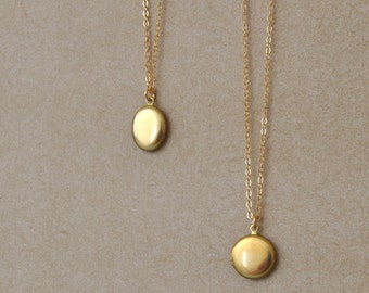 vintage locket necklace with 14k gold filled chain - CUTE AS A BUTTON