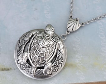 médaillon de tortue d’argent SOUS LA MER, collier de médaillon floral de tortue d’argent antique cadeau de collier de bijoux en argent pour les femmes