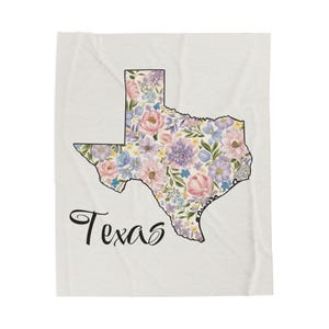 Texas Floral Map Plush Blanket, Cozy Blanket for Texas Lovers, Perfect Gift for Housewarming, Camping, Home Decor