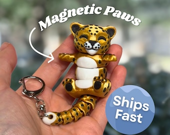 Flexi Cheetah Sleutelhanger Gelede Big Cat Fidget Magnetic Paws Bag Charm Rugzak Charm Cheetah Lover Cadeau voor haar Afstudeercadeau voor hem
