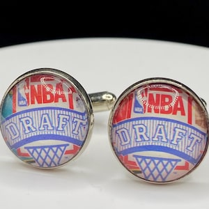 Gemelos de tarjeta de baloncesto
