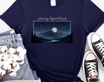 Maglietta morbida Journey Beyond Limits, maglietta con paesaggio montano, maglietta con notte stellata e luna, maglietta da campeggio naturalistica, maglietta da escursionismo per lui e per lei