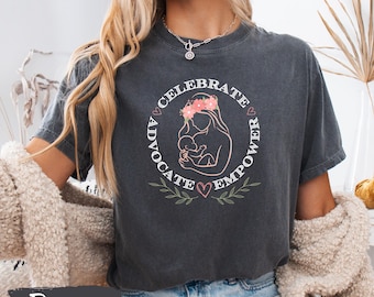 Maglietta "Advocate Celebrate Empower" per la sensibilizzazione sull'allattamento al seno, maglietta di supporto per le consulenti per l'allattamento, maglietta per infermiere di terapia intensiva neonatale, maglietta per la settimana mondiale dell'allattamento al seno.