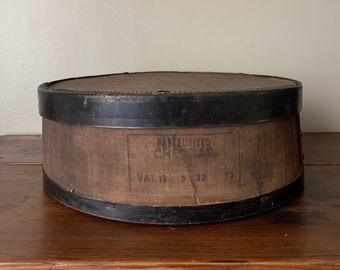 Antique Round Cheddar Cheese Wheel Box 14.5” diam